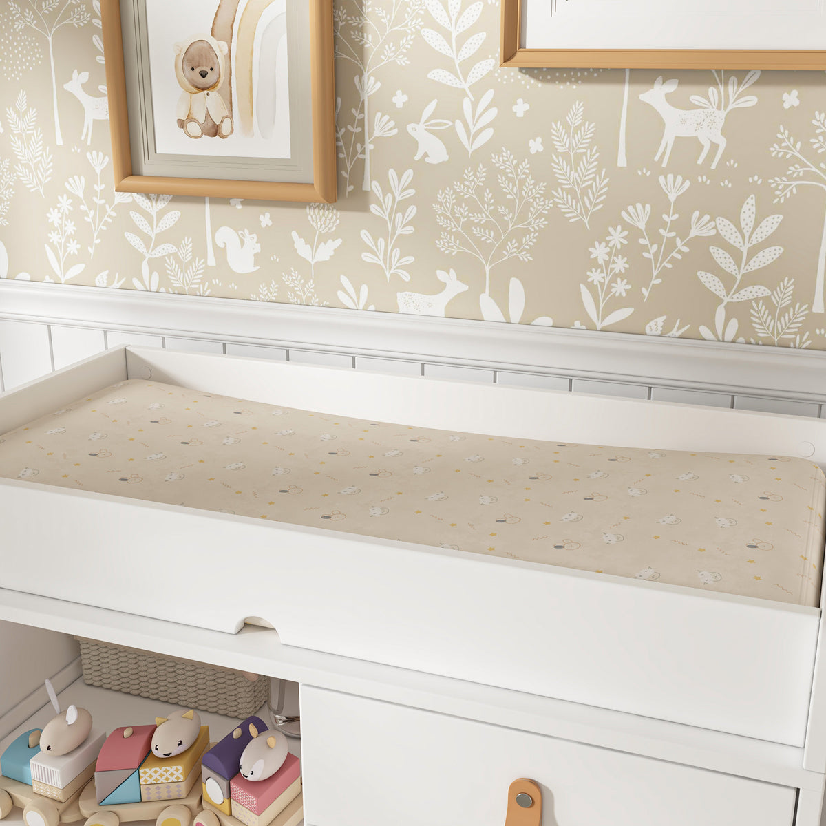 47.2 inch Modern White Changing Table Dresser with 3 Drawers & 2 Storage Cabinets