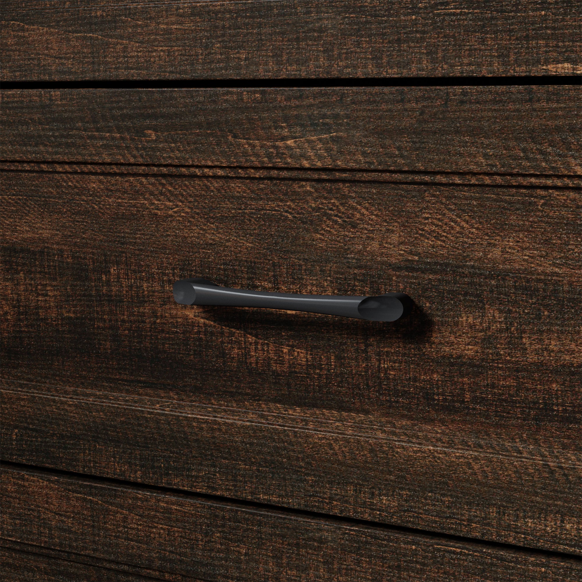 5-Drawer Dresser With Elegent Design