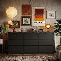 #Color_Black