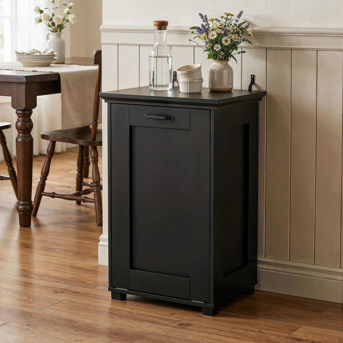 Modern Deodorizing Trash Can in Black  
