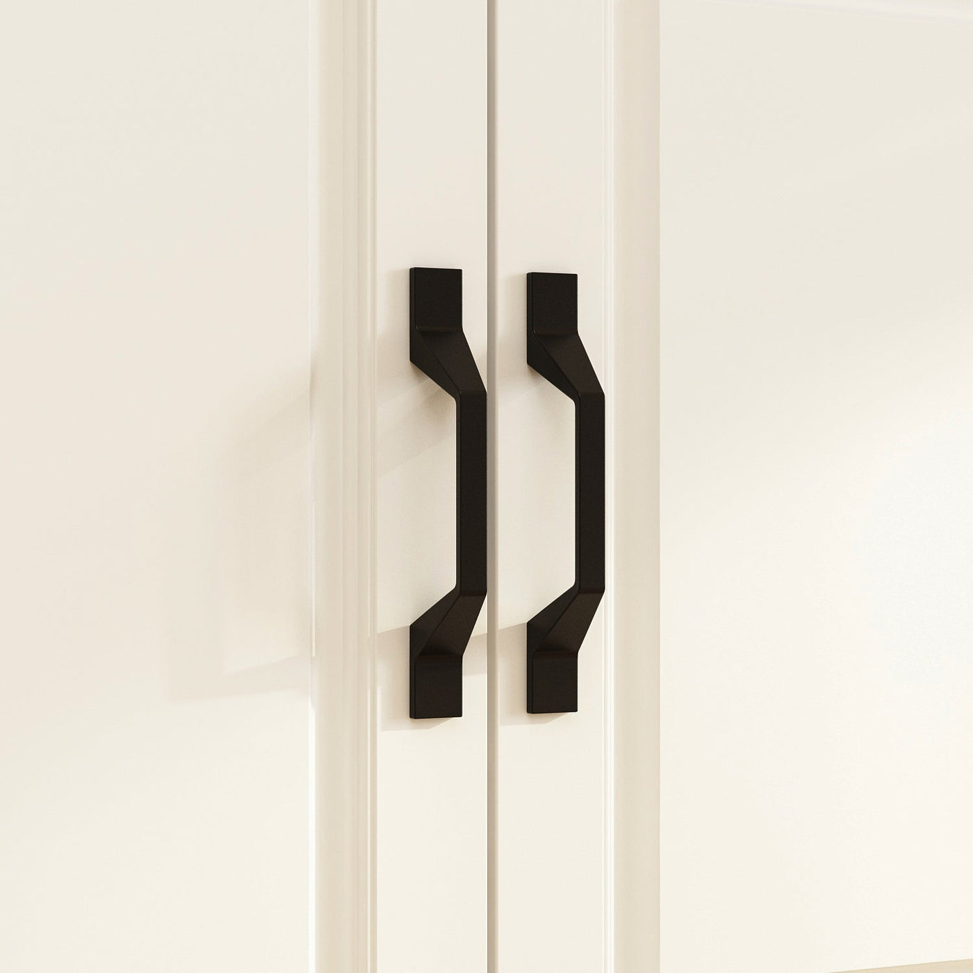 Vila 31.5" Classic White Display Cabinet with Glass Doors