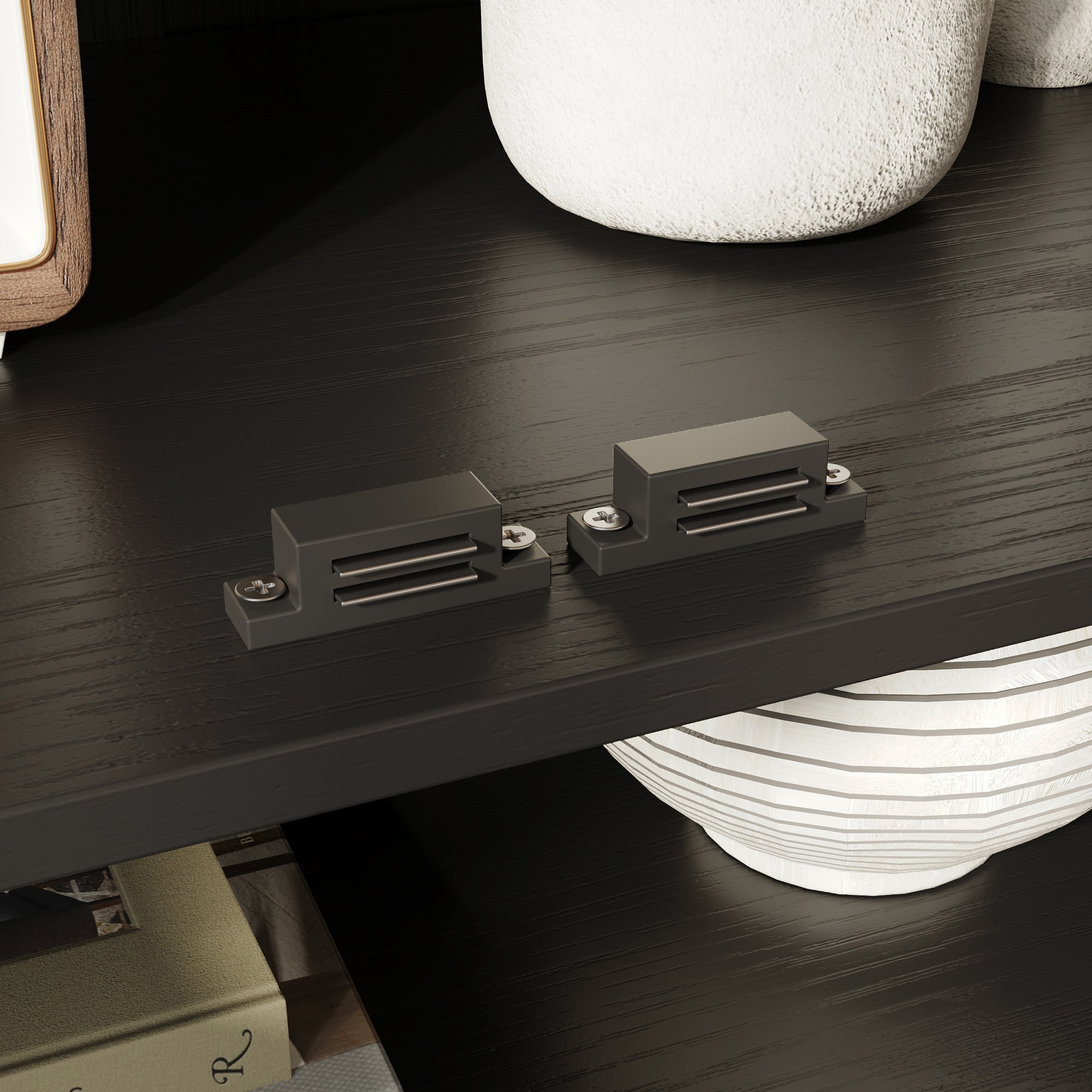 Display Cabinet With Tempered Glass Door And Exquisite Carvings