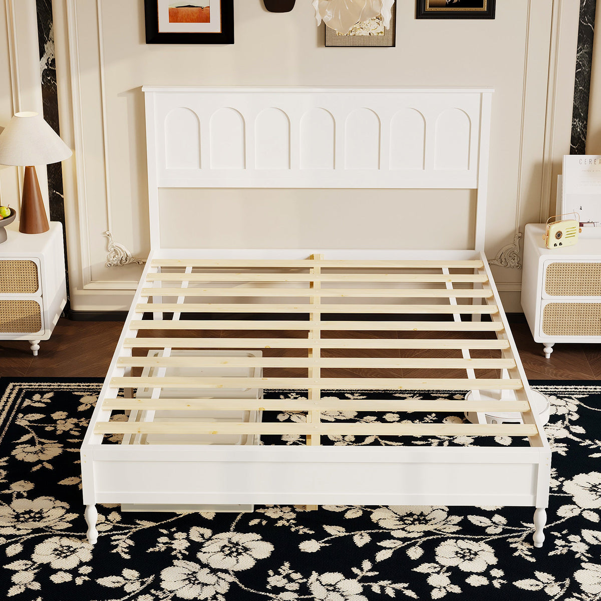 Queen Size Modern Simplicity White Solid Wood Platform Bed With Solid Rubberwood and Pine Wood